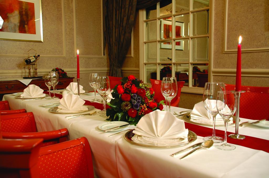 Maritim Grand Hotel Hanover Restaurant photo