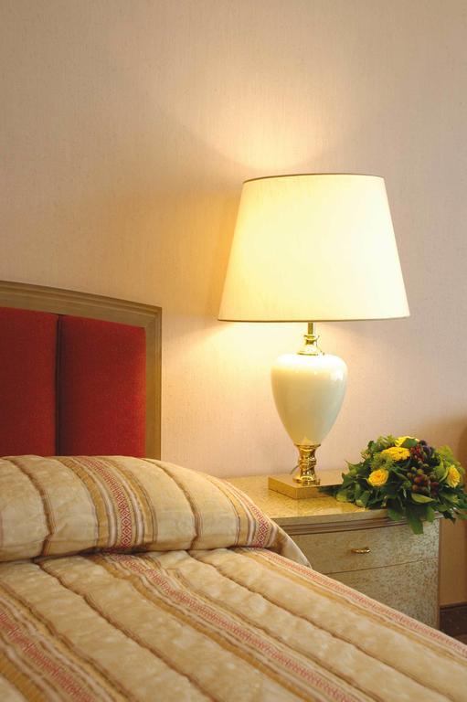 Maritim Grand Hotel Hanover Room photo