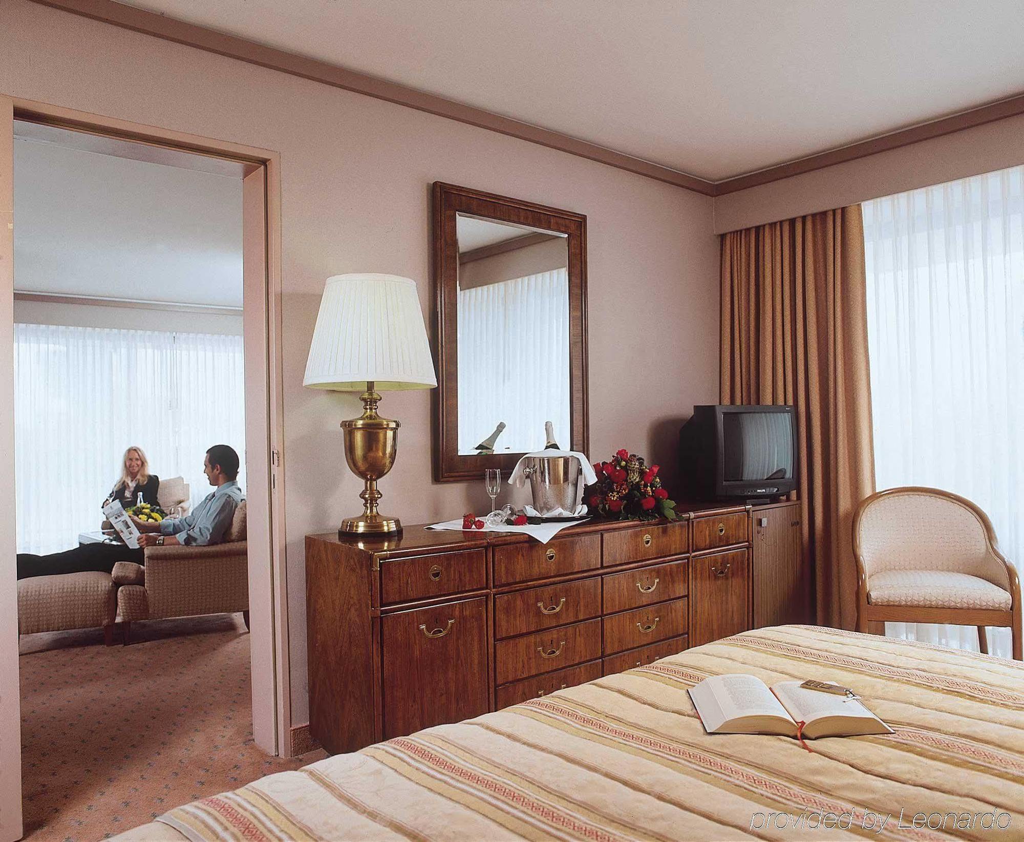 Maritim Grand Hotel Hanover Room photo